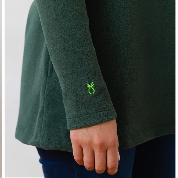 Like new! Dudley Stephens Cobble Hill Terry Turtleneck in Hunter Green. Size S. - Picture 3 of 7